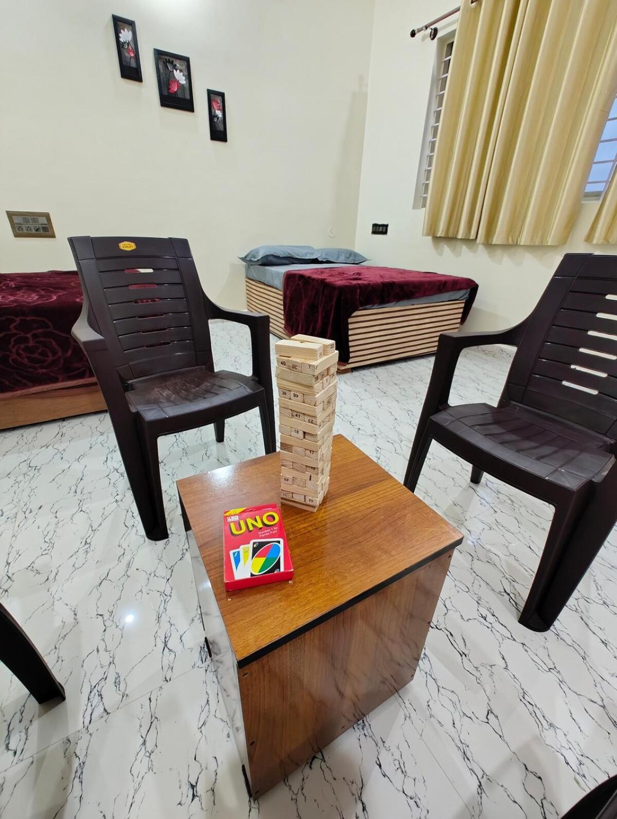 Galaxy Homestay 4Bhk Mysore Buitenkant foto